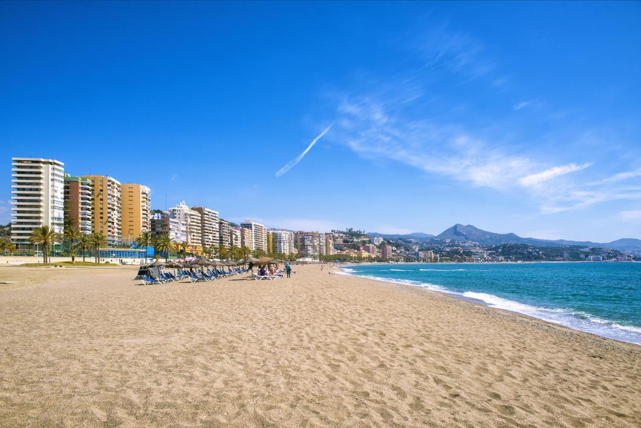 Malaga Centre Apartment With Parking Exterior photo
