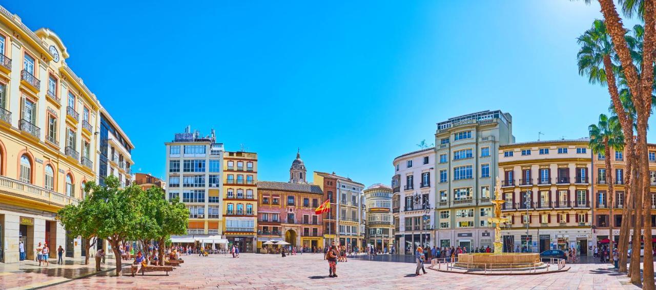Malaga Centre Apartment With Parking Exterior photo